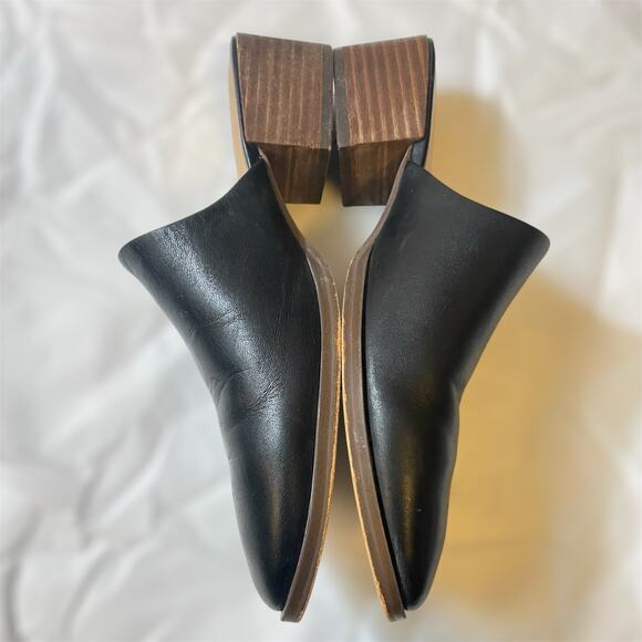 Gibson Latimer Black Leather Slide Block Heel Mule - Picture 2 of 5